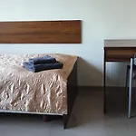 旅馆 Dom Studencki Zbyszko