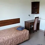 旅馆 Dom Studencki Zbyszko *