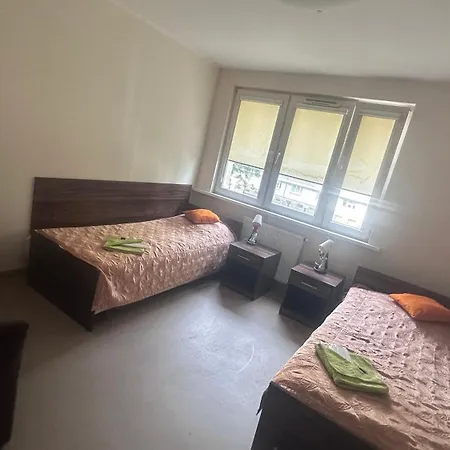 Hostel Dom Studencki Zbyszko *