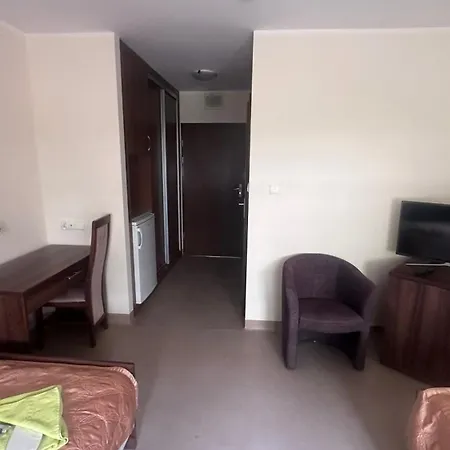 Hostel Dom Studencki Zbyszko *