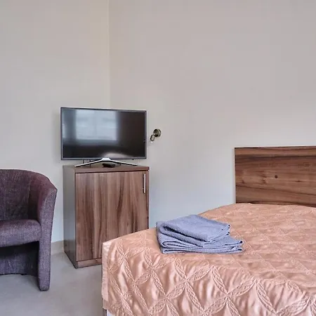 Hostal Dom Studencki Zbyszko Poznan