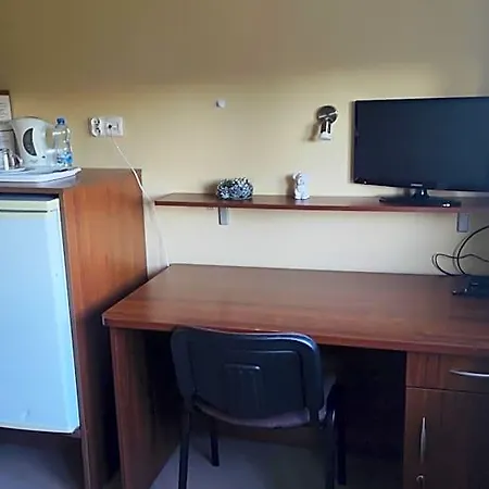 بيت شباب Dom Studencki Zbyszko بوزنان