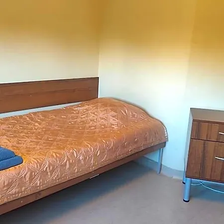 Dom Studencki Zbyszko * بوزنان